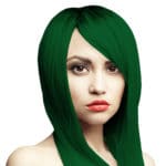 smaragdova-barva-na-vlasy